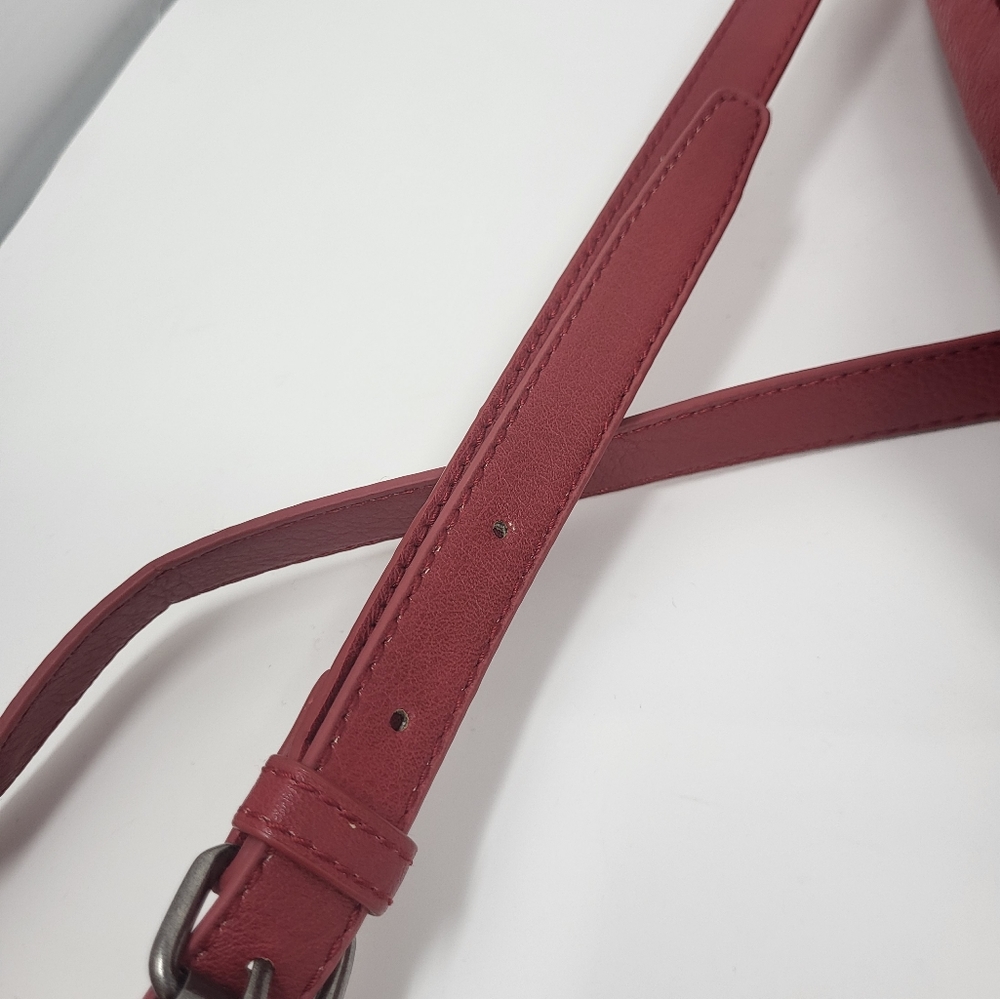 Lucky Brand Crossbody Bucket Bag Tassel Braided Red Faux Leather - Picture 8 of 11